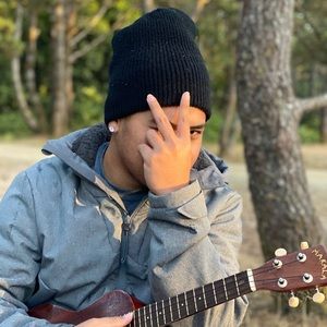 Meet your Posher, Dinah